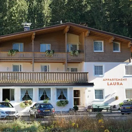 Laura 公寓式酒店